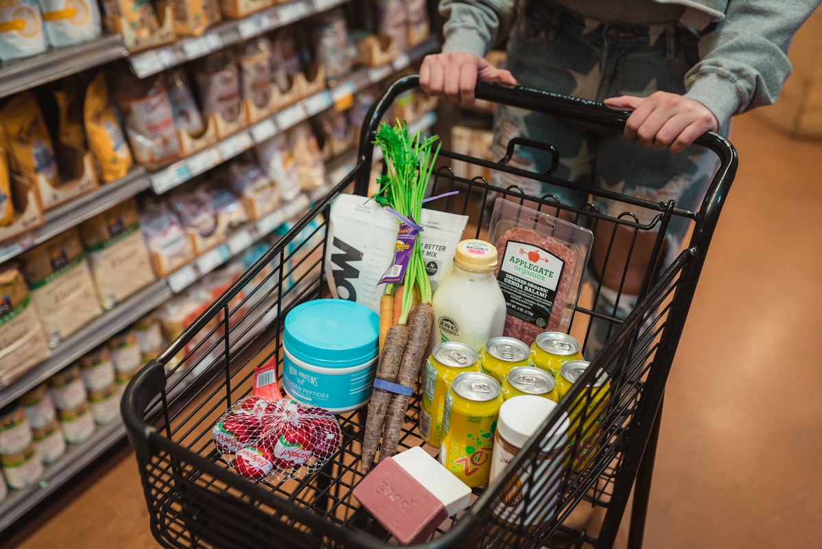 Reading food nutrition labels