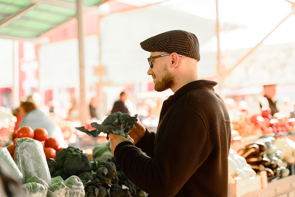 Budget shopping and saving money